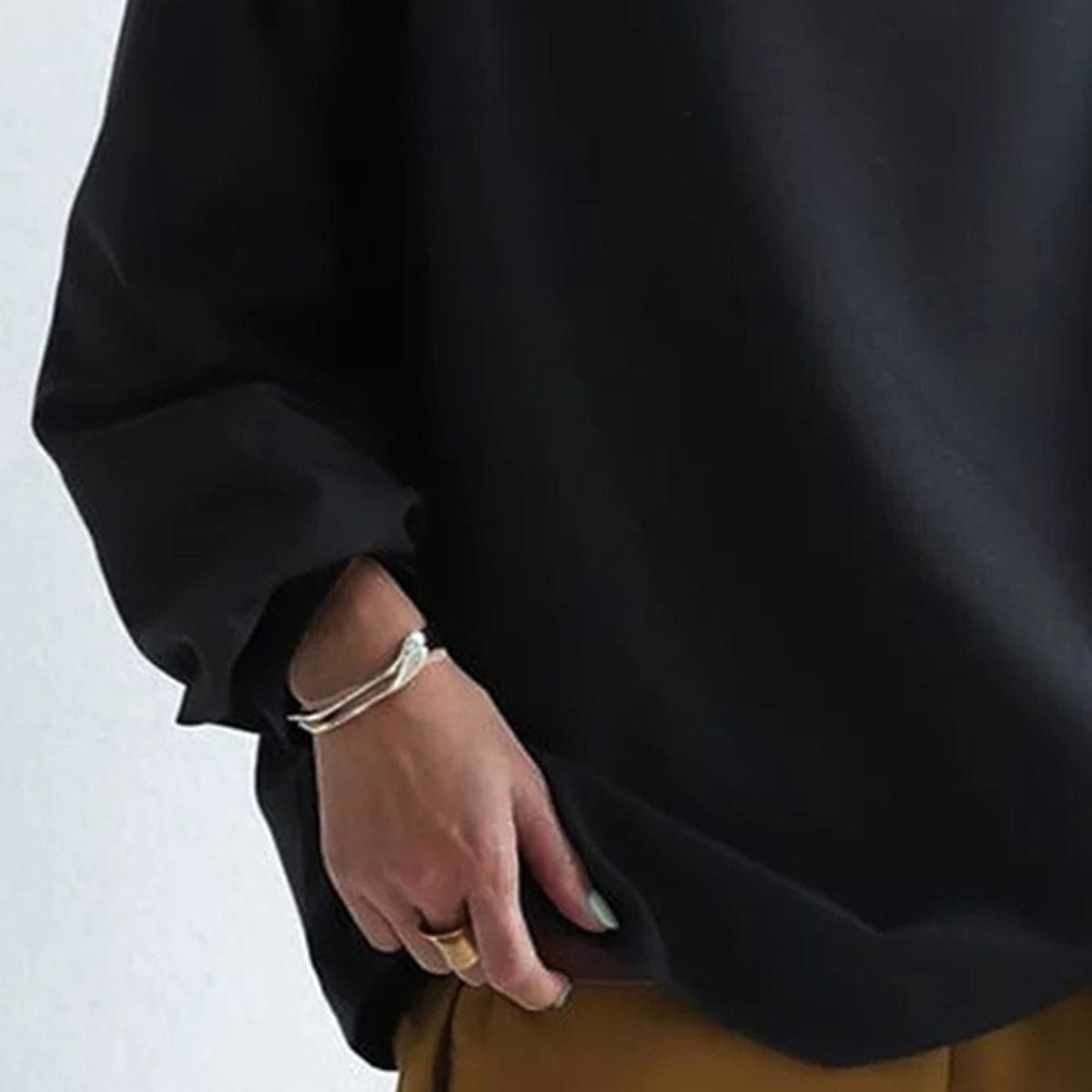 ELSPETH | TOP CASUAL CON COLLO ALTO