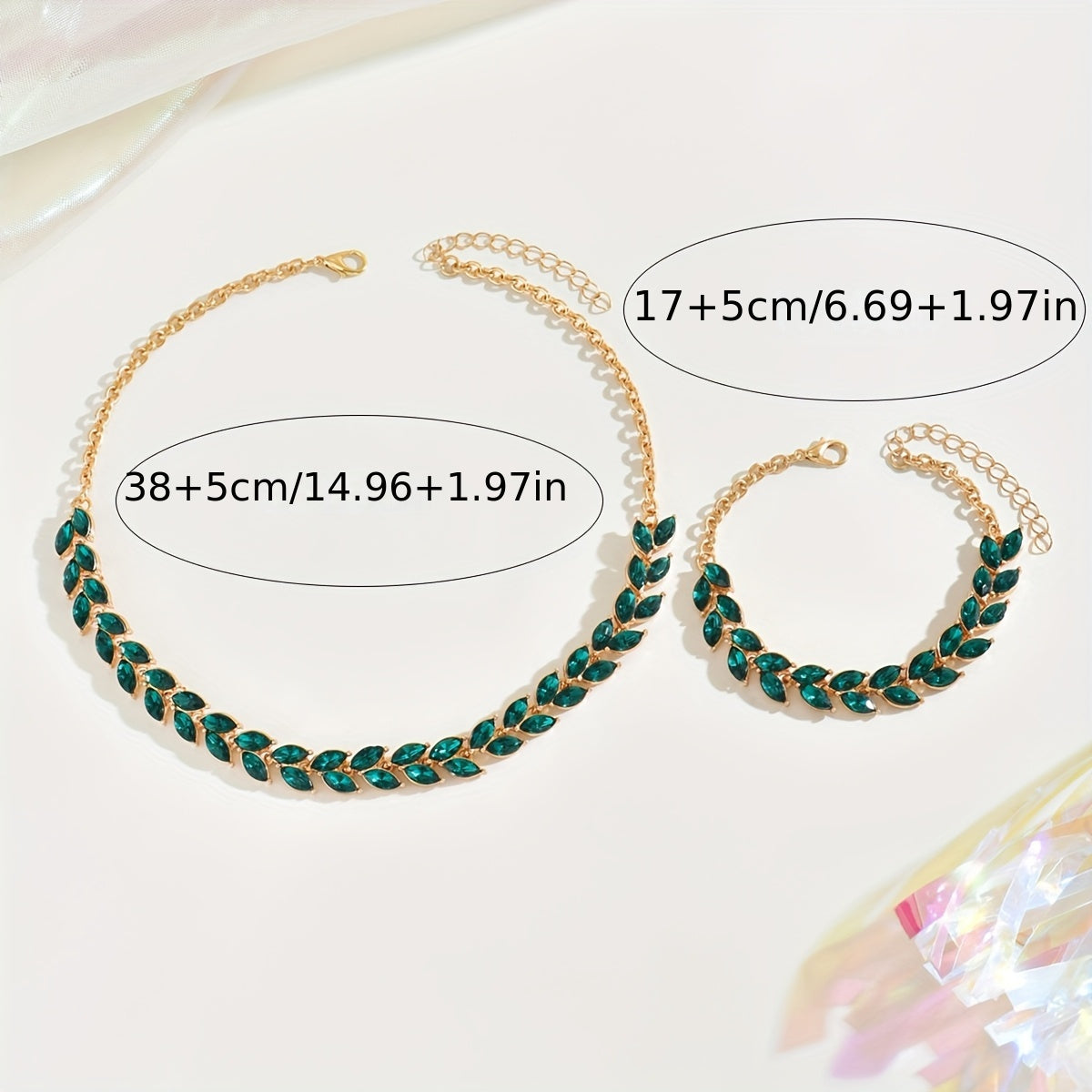 COLLANA E BRACCIALE IN CRISTALLO VERDE ELEGANTE