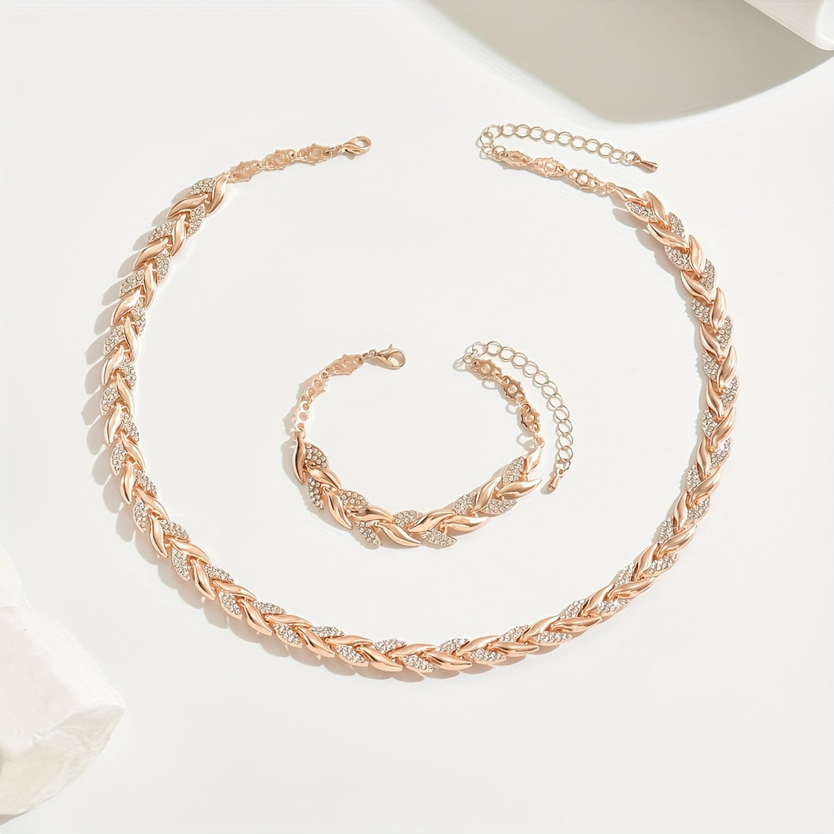 SET ELEGANTE IN STRASS A CODA DI PESCE + ORECCHINI IN REGALO