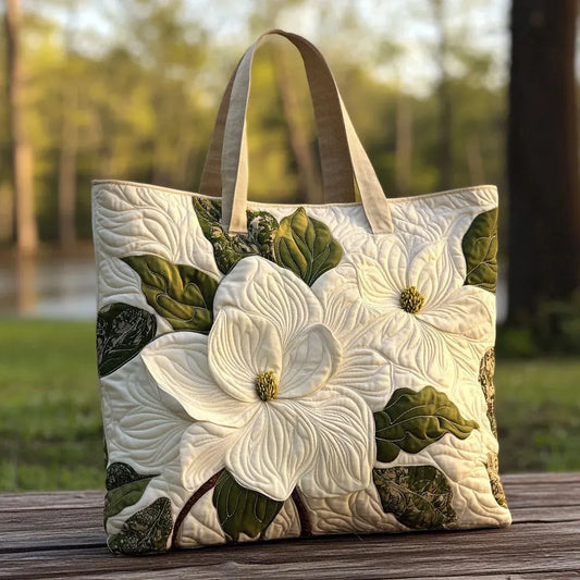 Elegante Borsa Tote Artigianale Trapuntata con Giglio Bianco