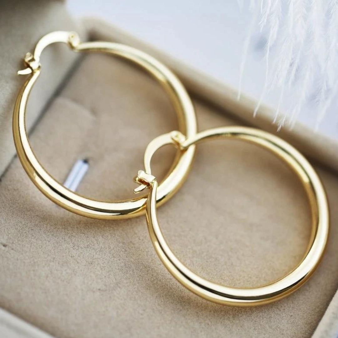 ORECCHINI A CERCHIO IN ORO ELEGANTE