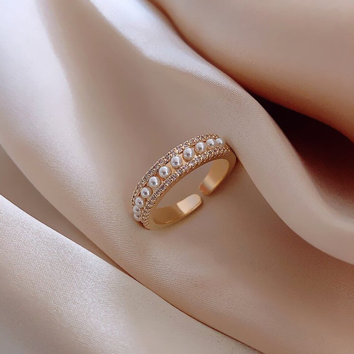 Anello di Lusso in Oro e Perla