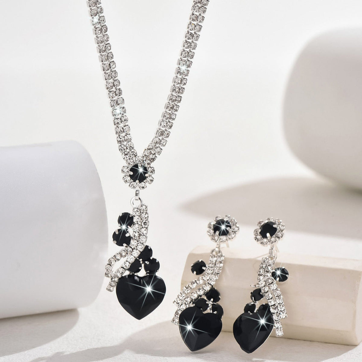 SET DI GIOIELLI IN ZIRCONIA PREMIUM