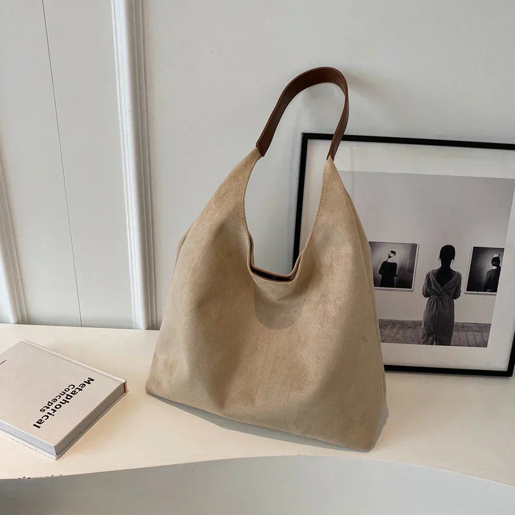 Ottilie | Borsa a Spalla in Pelle Scamosciata