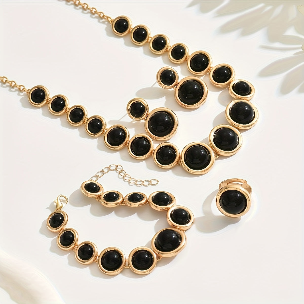 SET DI GIOIELLI RETRO A 4 PEZZI