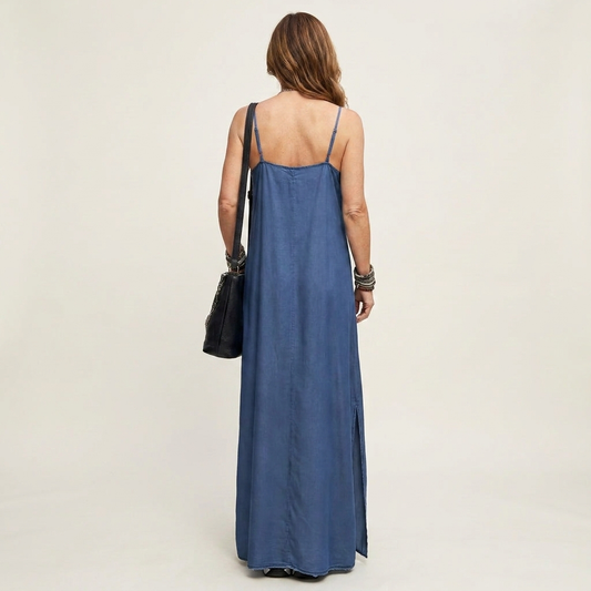 Azure | Maxi Abito in Denim con Fessura Laterale
