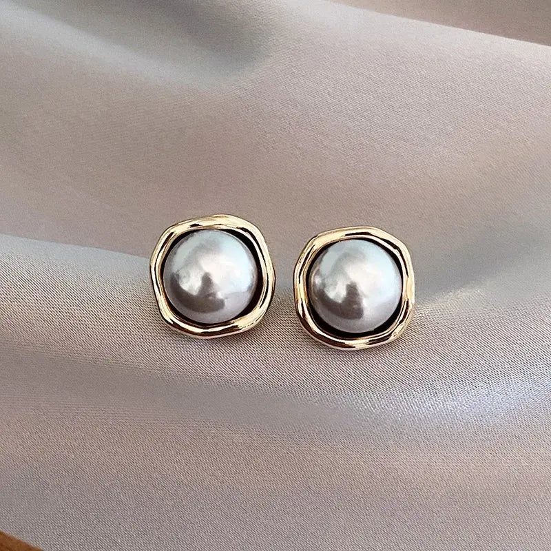 ORECCHINI IN PERLE NERE SOPHISTICATE