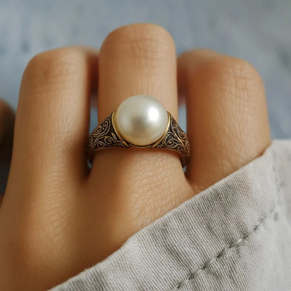 Anello Vintage con Perla Dorata